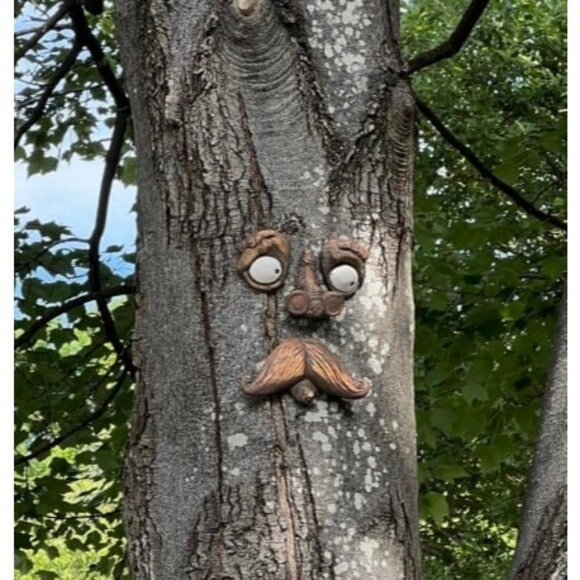 'Old Man' Tree Hugger - Yard Decorations - Whimsical Tree Sculpture - Picture 2 of 2